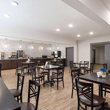 Baymont By Wyndham Moses Lake Exterior photo