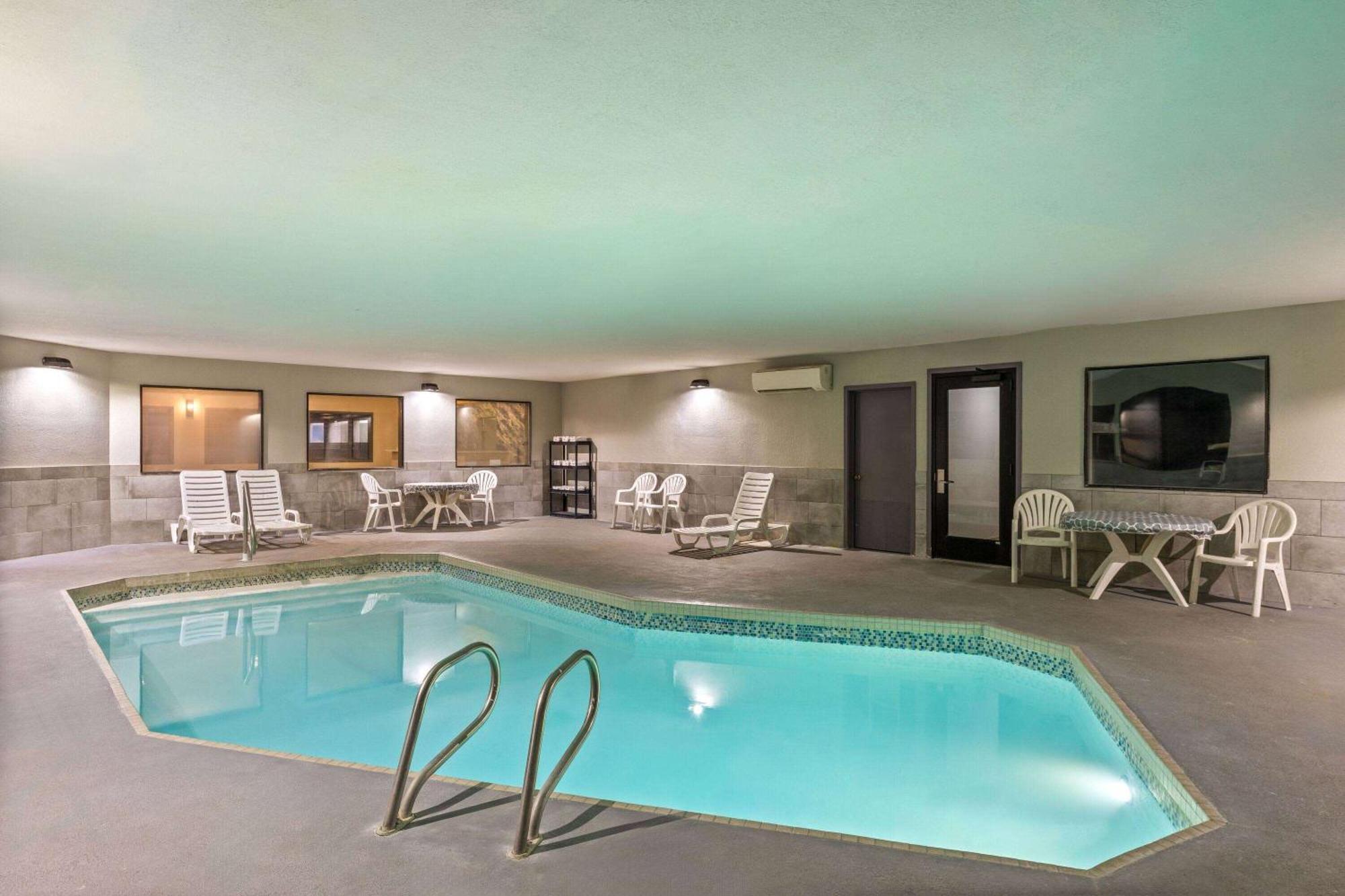 Baymont By Wyndham Moses Lake Exterior photo